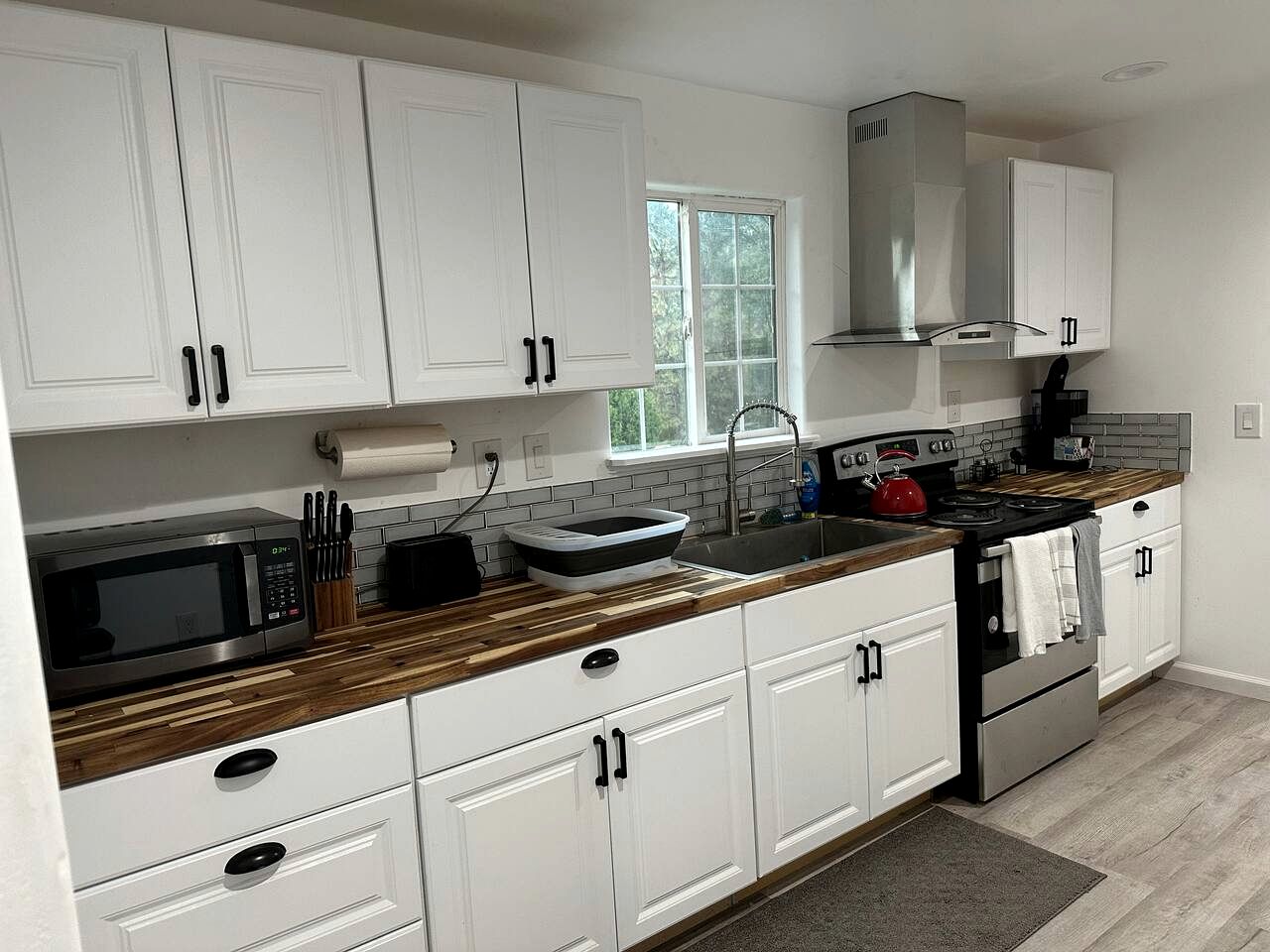 Cozy Nature-Filled Home with Garden & Night Sky Views Near Yosemite Tioga Pass, Groveland CA