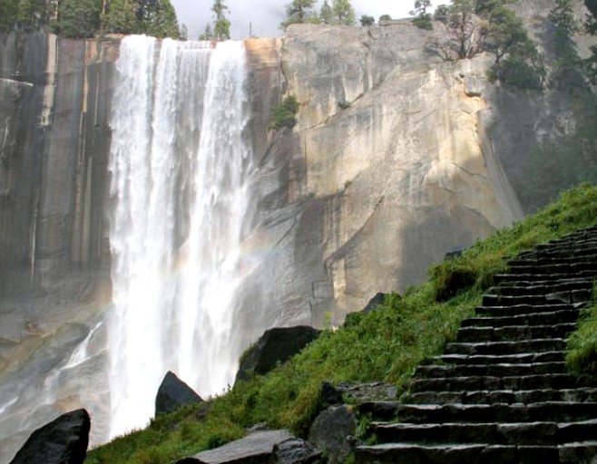 Cabins (Yosemite Park, California, United States)