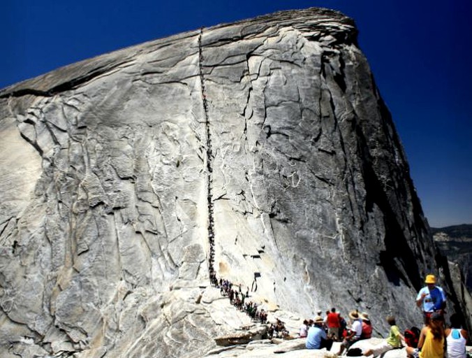 Cabins (Yosemite Park, California, United States)