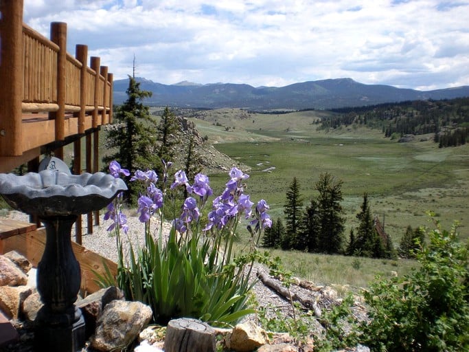 Cabins (Jefferson, Colorado, United States)