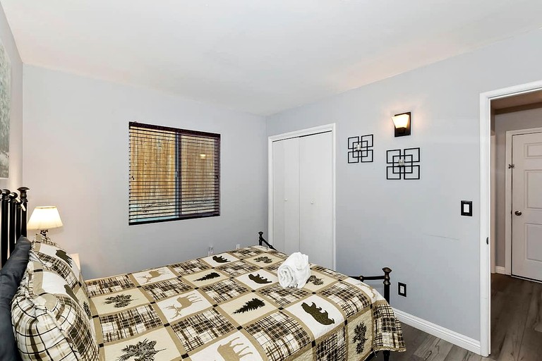 Cabins (United States of America, Big Bear Lake, California)