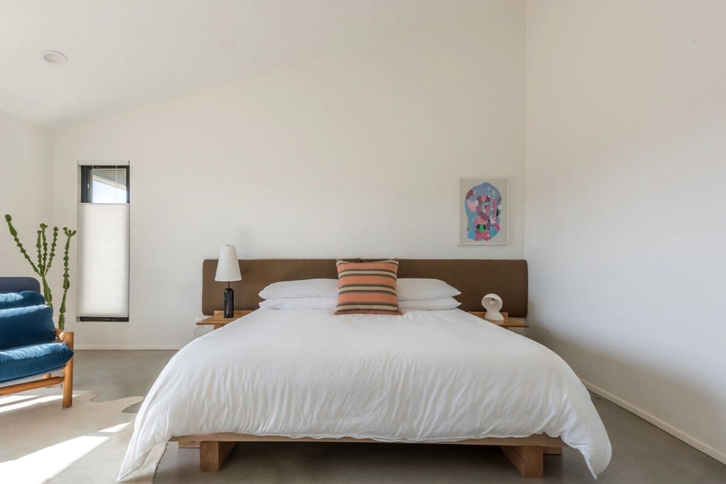 Joshua Tree Glamping Oasis with Outdoor Shower and Private Hot Tub, near Palm Springs, California