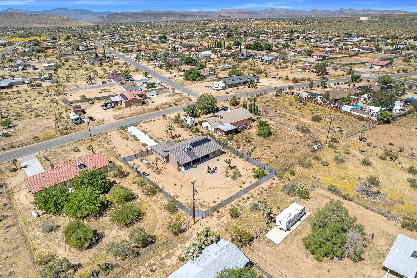 Fantastic Vacation Rental with Fire Pit and Gorgeous Desert Views in Yucca Valley, California