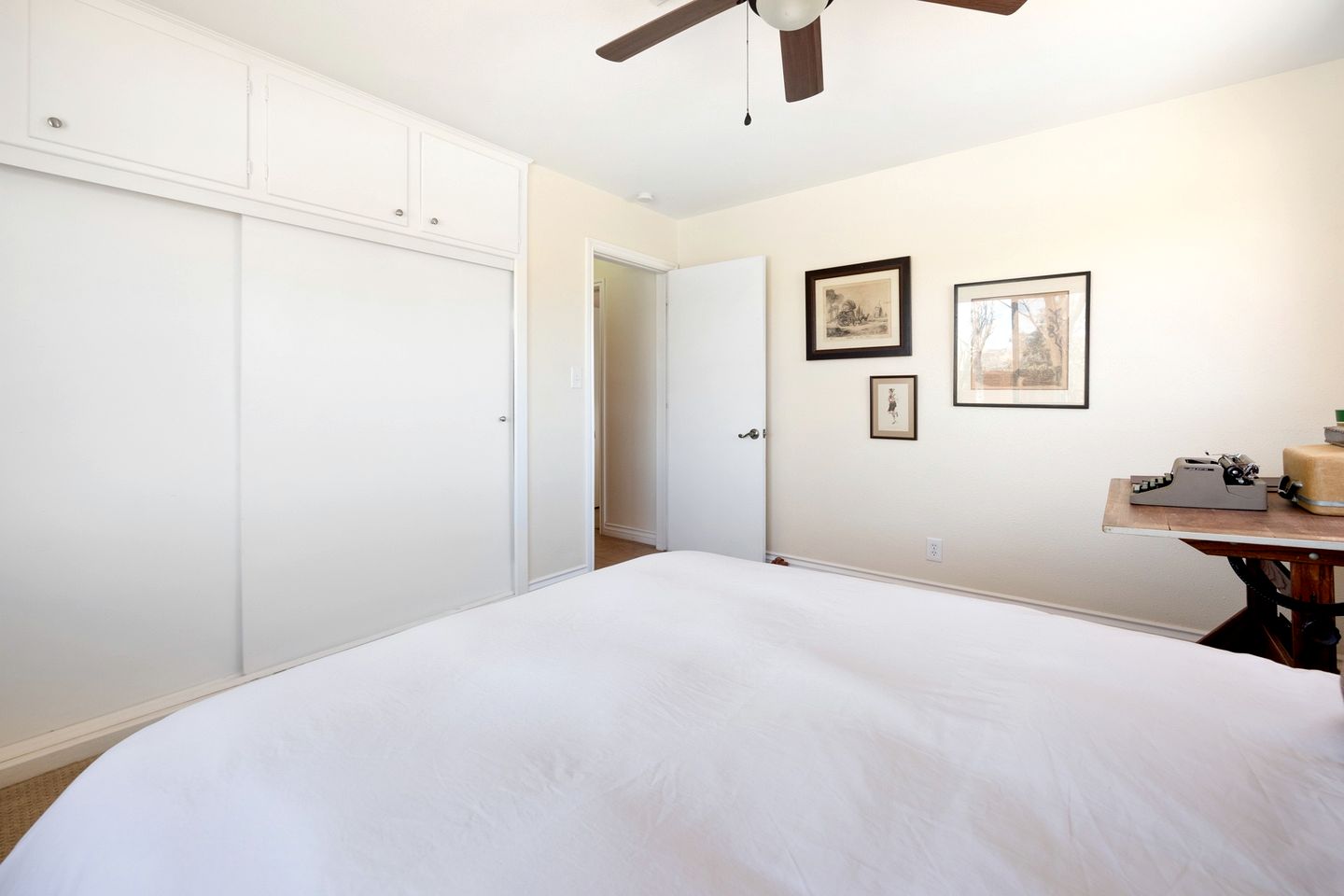 Exquisite Rental Beautifully Design in Yucca Valley, California