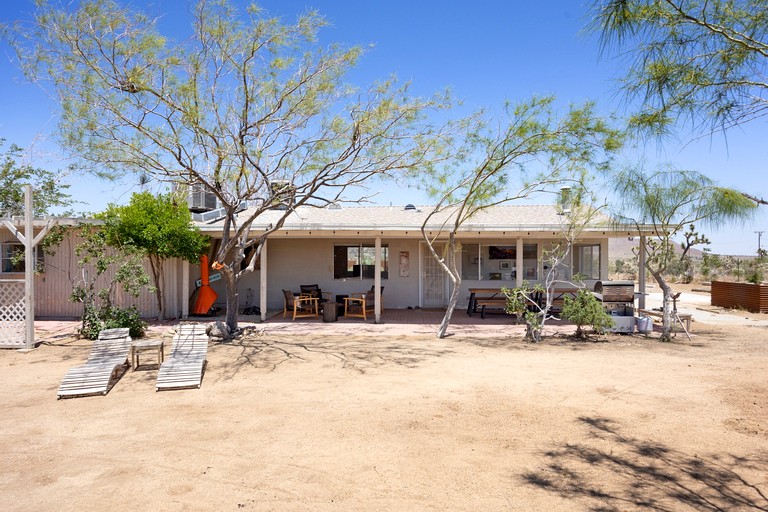 Cabins (United States of America, Yucca Valley, California)