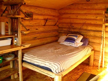Remote Log Cabin Rental near Whitehorse in Yukon - Photo 3