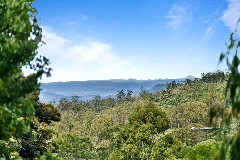 Vacation Rentals (Australia, Ravensbourne, Queensland)