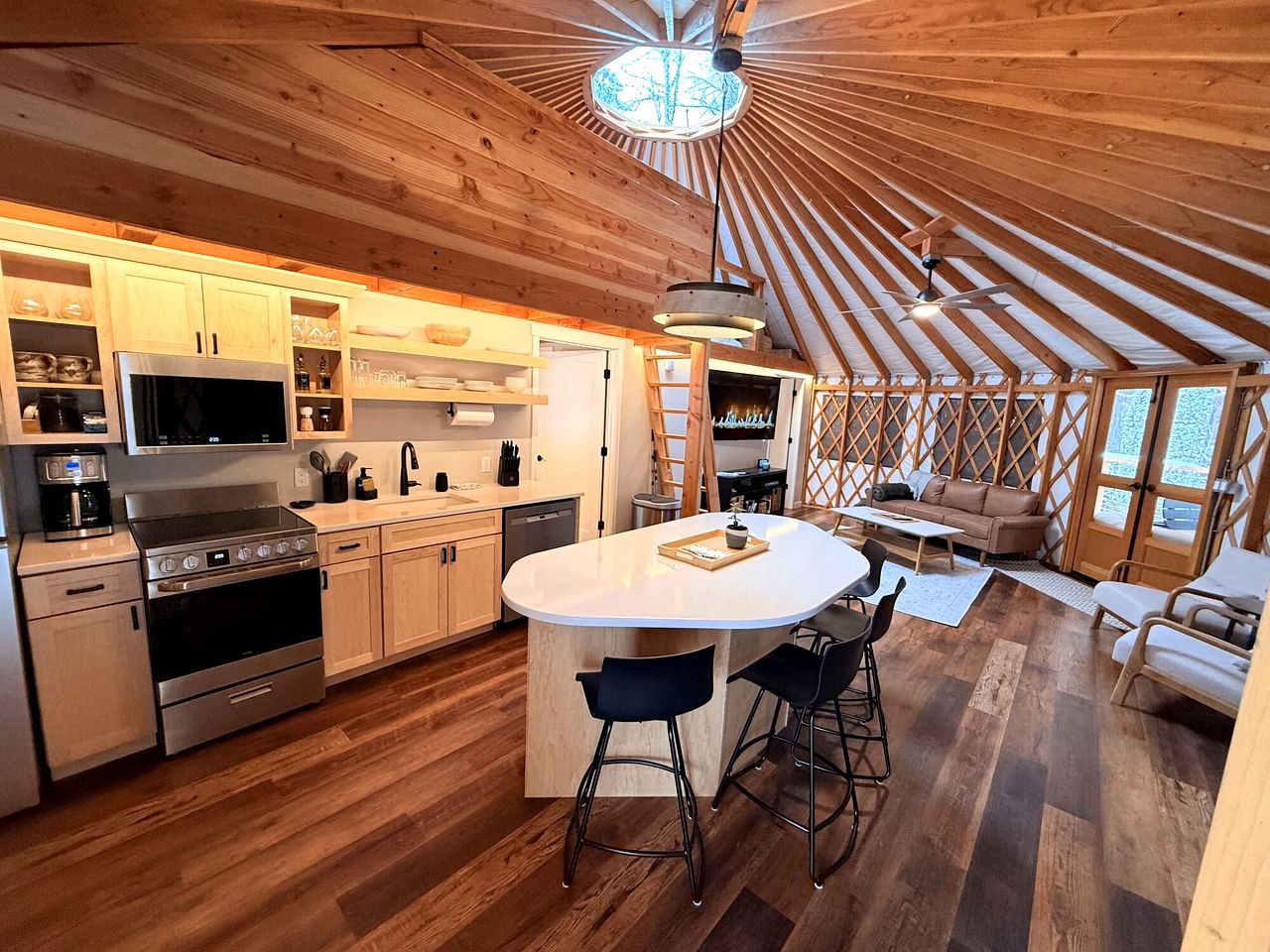 Luxurious Creekside Yurt with Stargazing Dome & Firepit near Carson, Washington