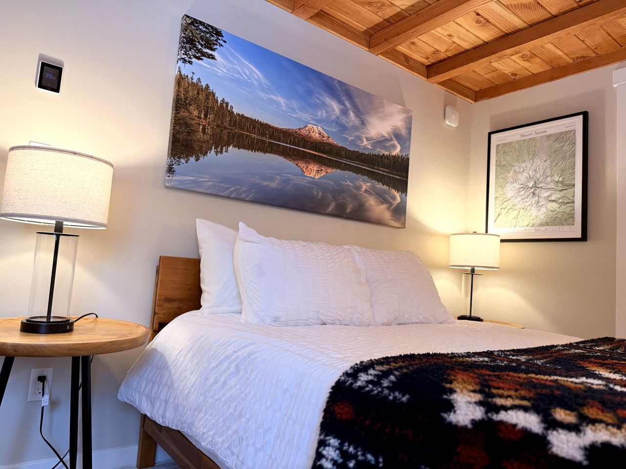 Luxurious Creekside Yurt with Stargazing Dome & Firepit near Carson, Washington