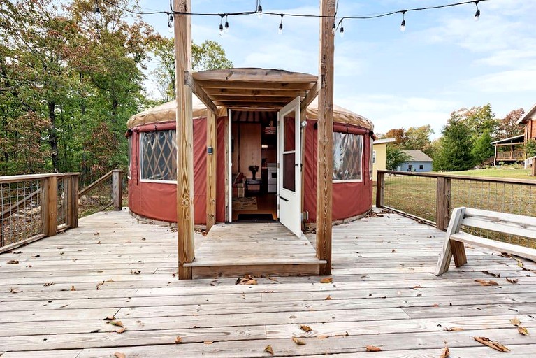 Skyland Ridge, Yurts 71294, Rising Fawn, United States of America