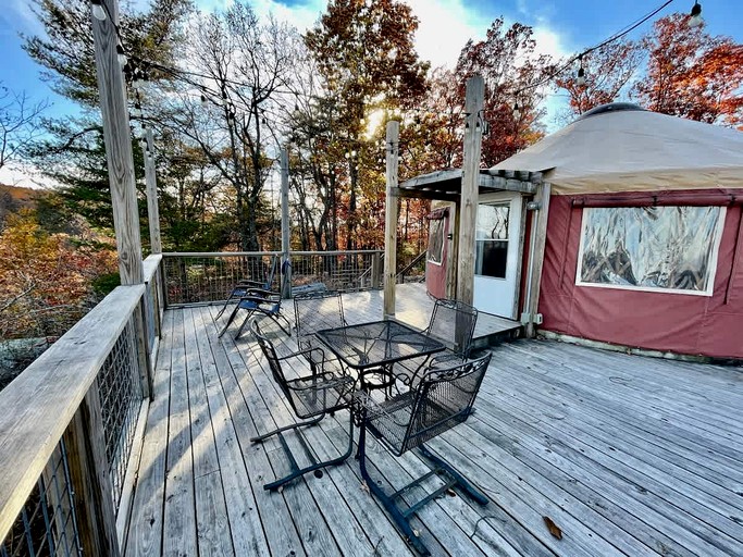 Yurts (United States of America, Rising Fawn, Georgia)