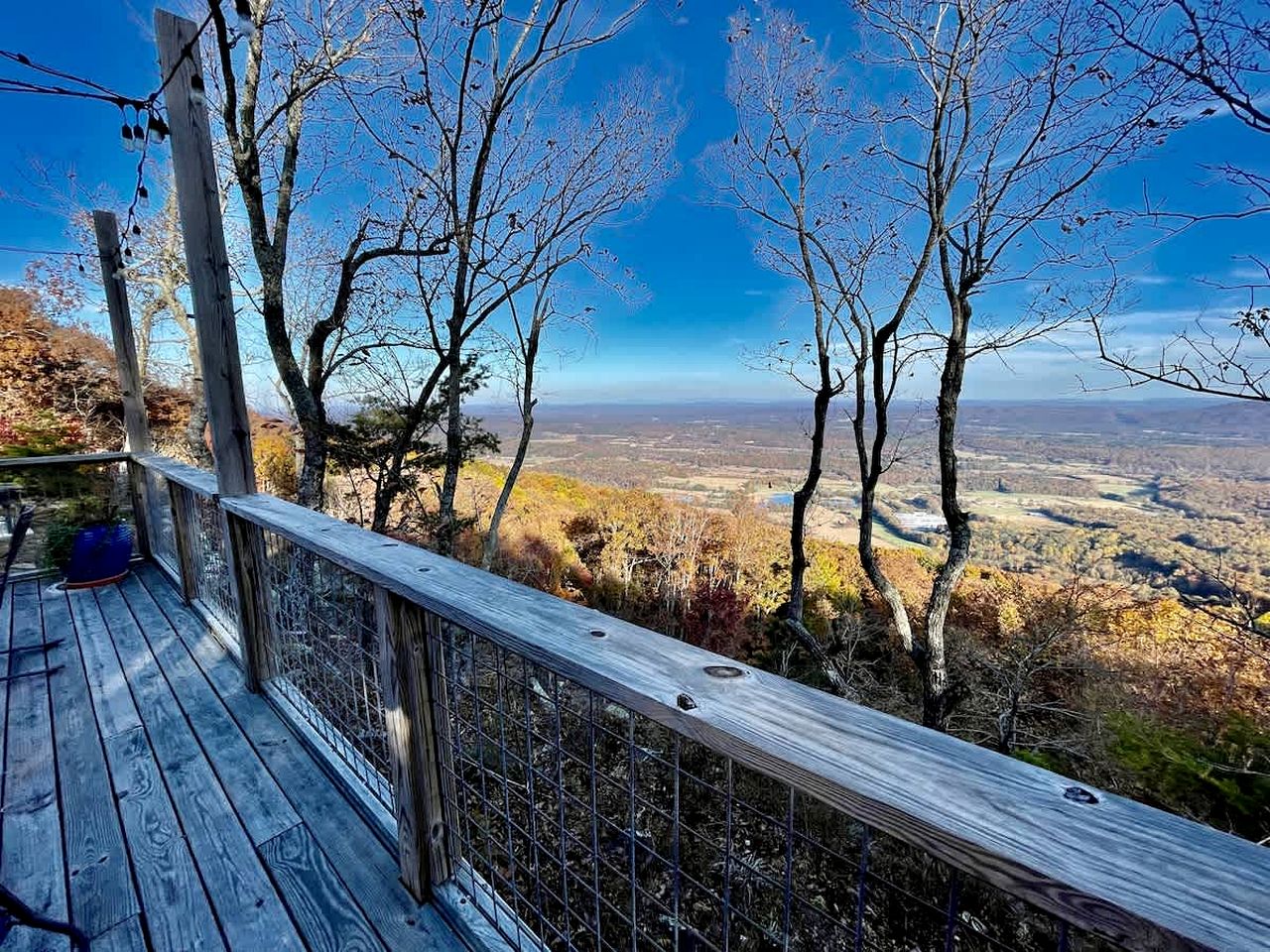 Mountaintop Luxury Yurt Rental for Georgia Glamping