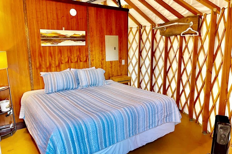 Yurts (United States of America, Rising Fawn, Georgia)