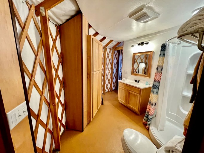 Yurts (United States of America, Rising Fawn, Georgia)