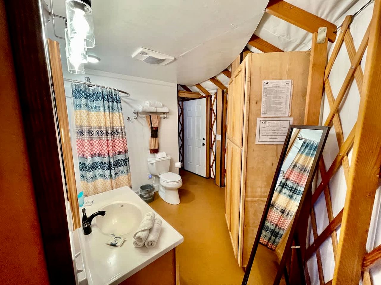 Mountaintop Luxury Yurt Rental for Georgia Glamping