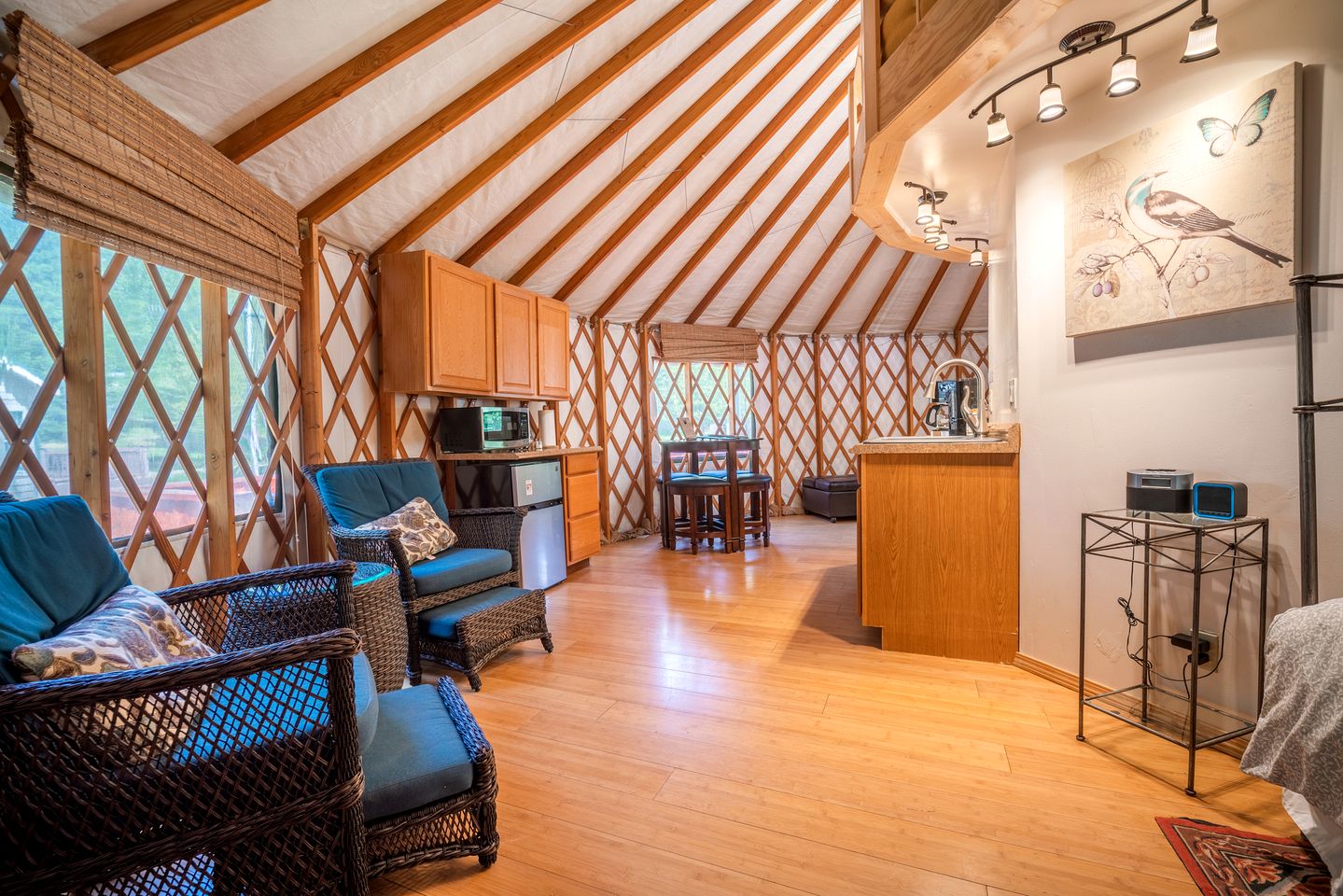 Fully-Outfitted Yurt with a Clawfoot Tub on the Trinity River, Northern California