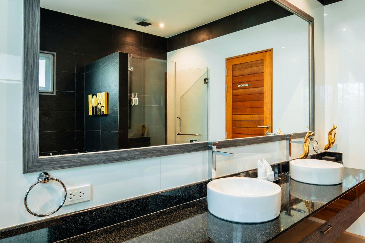 Beautiful Villa with Swimming Pool and Great Views in Rawai, Phuket Island