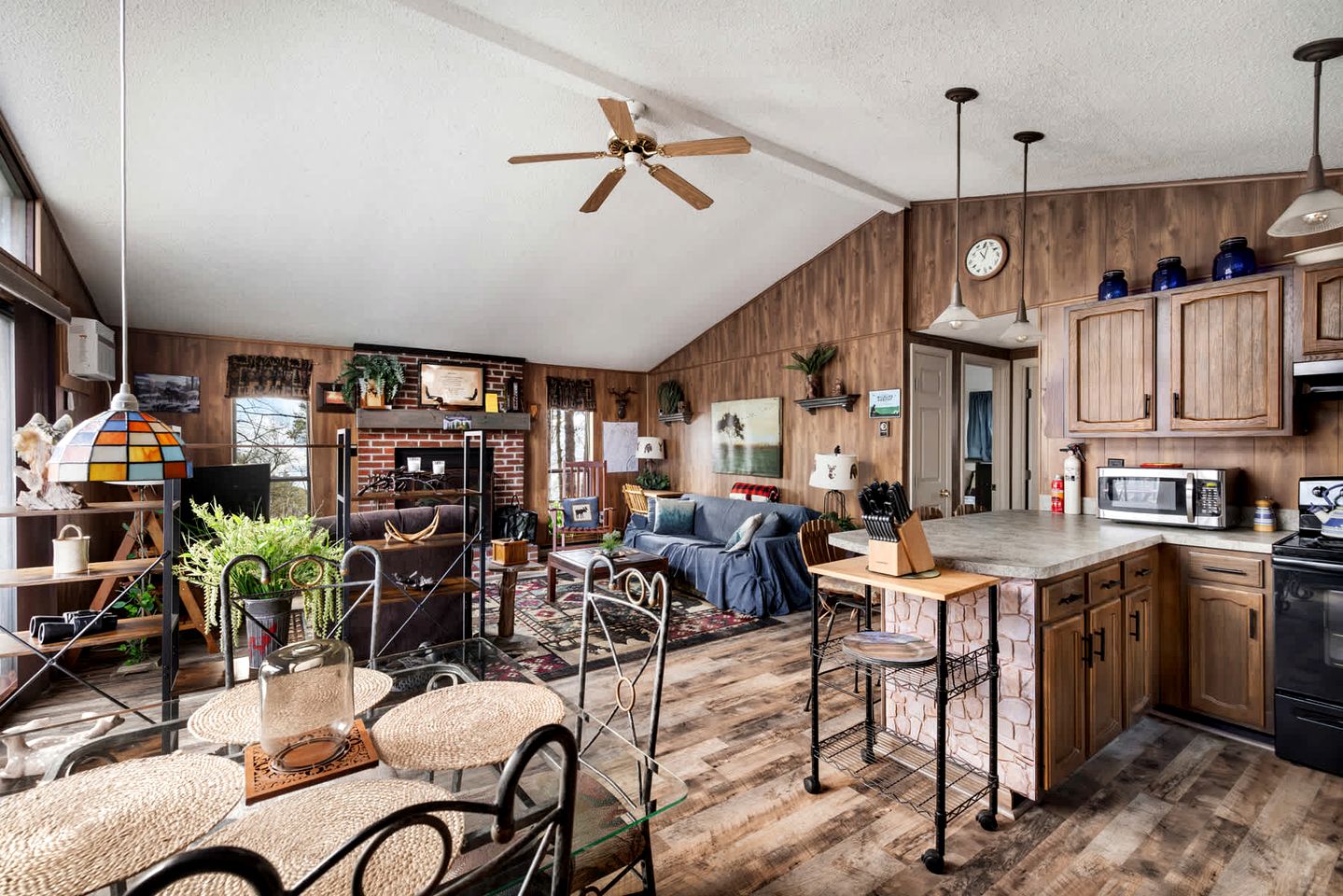 Blissful Zen Cabin Oasis near Cacapon River in West Virginia