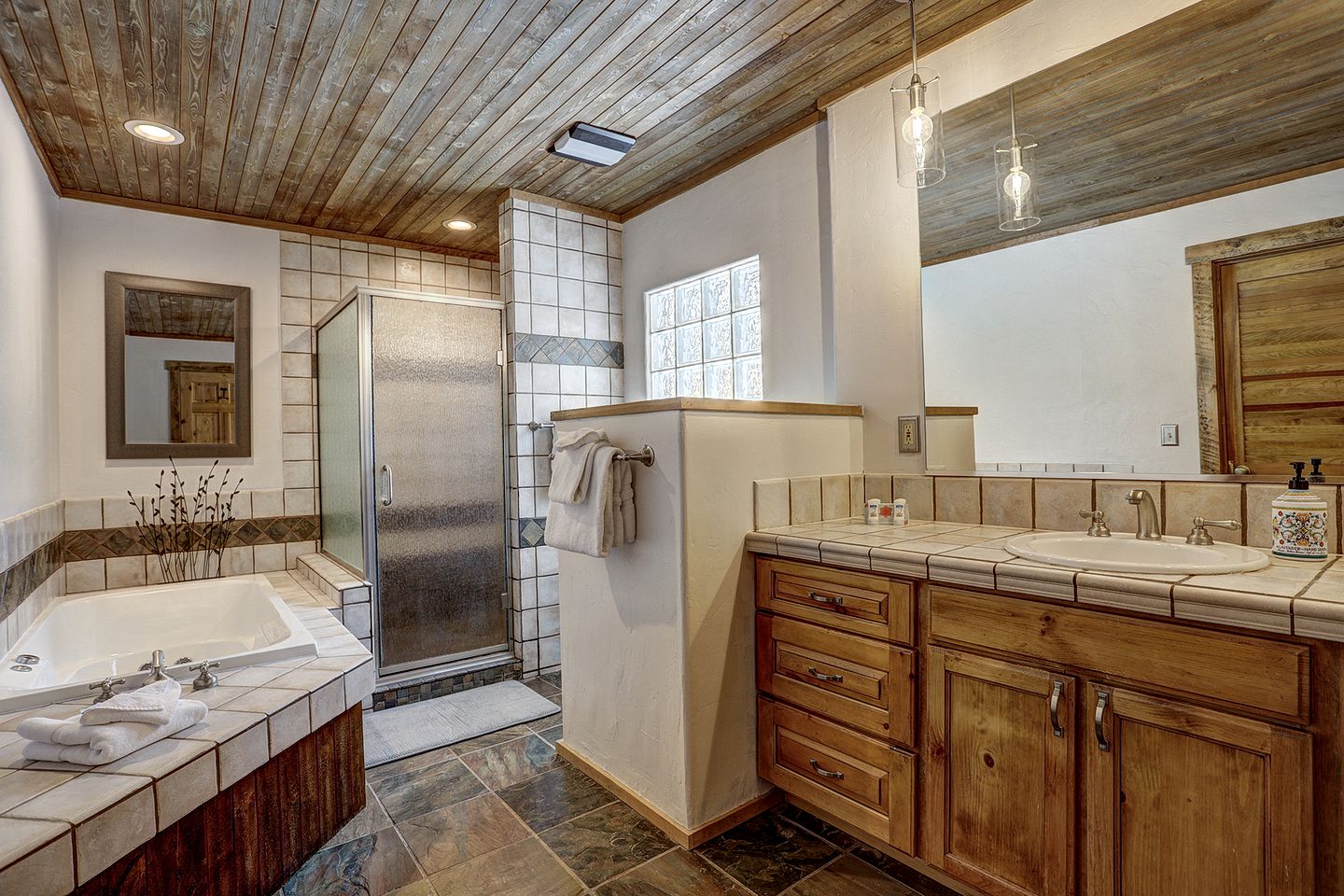 Secluded Vacation Rental for a Wonderful Family Getaway Surrounded by Mountains in Breckenridge