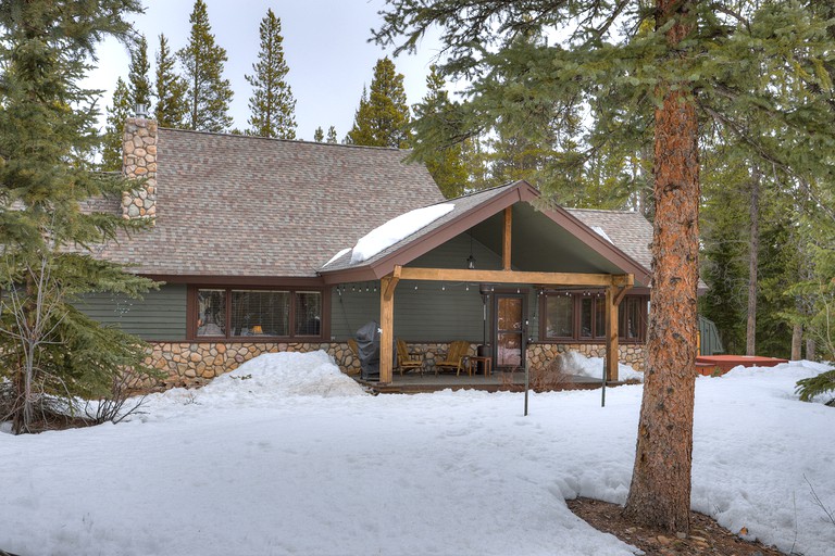 Secluded Vacation Rental for a Wonderful Family Getaway Surrounded by Mountains in Breckenridge