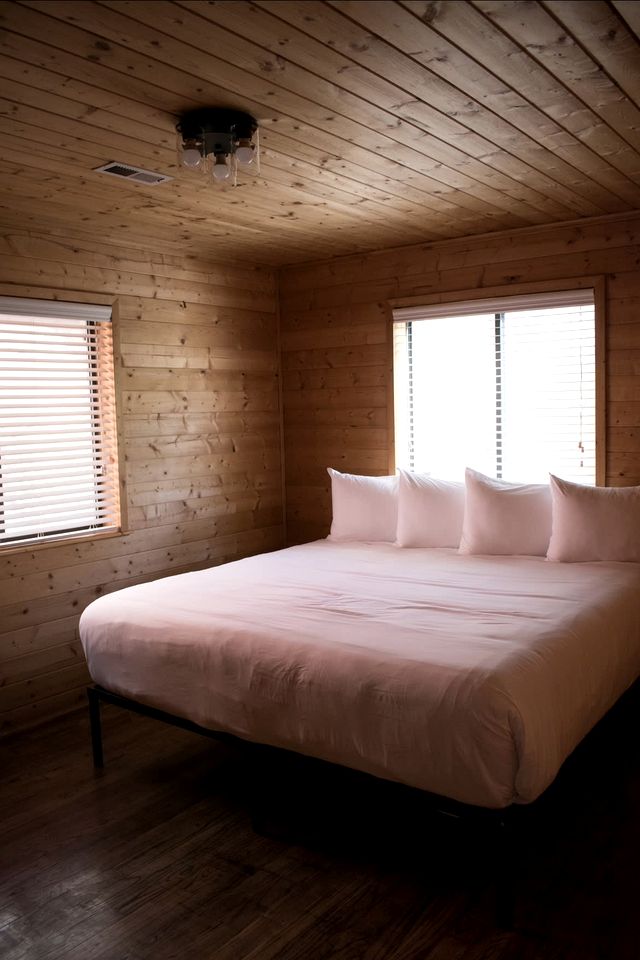Serene Cabin Perfect for Small Group in Orderville, Utah