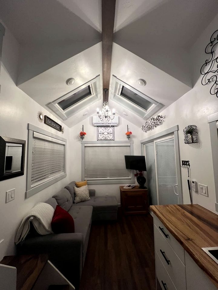 Stargazing Tiny Home with Private Deck & Hot Tub near Zion National Park, Apple Valley, Utah