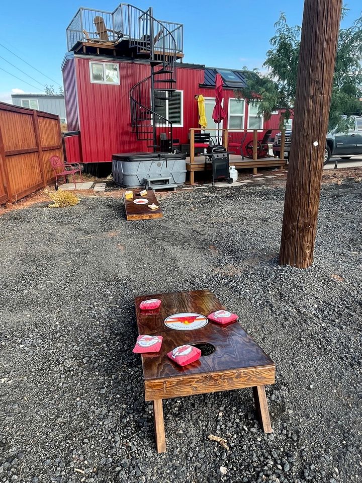 Scenic Desert-Modern Tiny Home with Private Hot Tub Near Zion National Park in Apple Valley, Utah