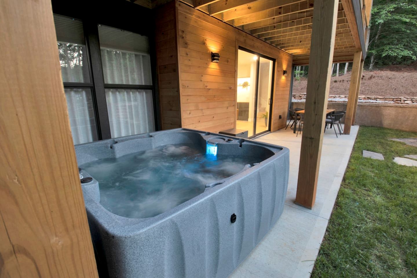 Luxury Mountain Retreat with Hot Tub Near Lake Hartwell & Clemson, SC