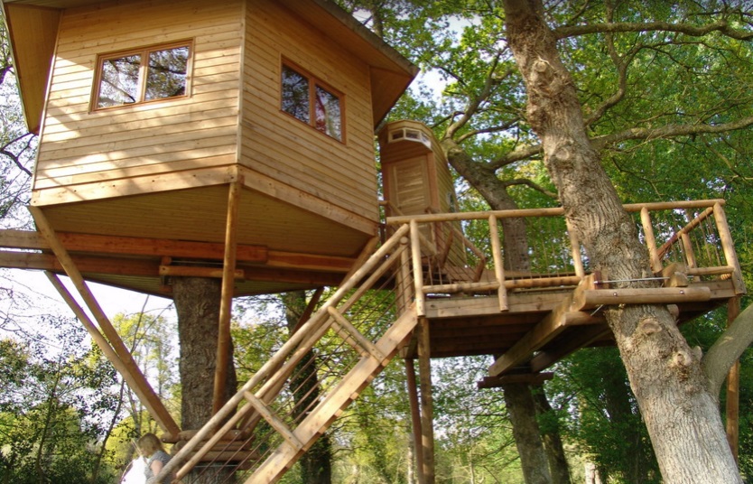 Luxury Treehouse in Breton, France