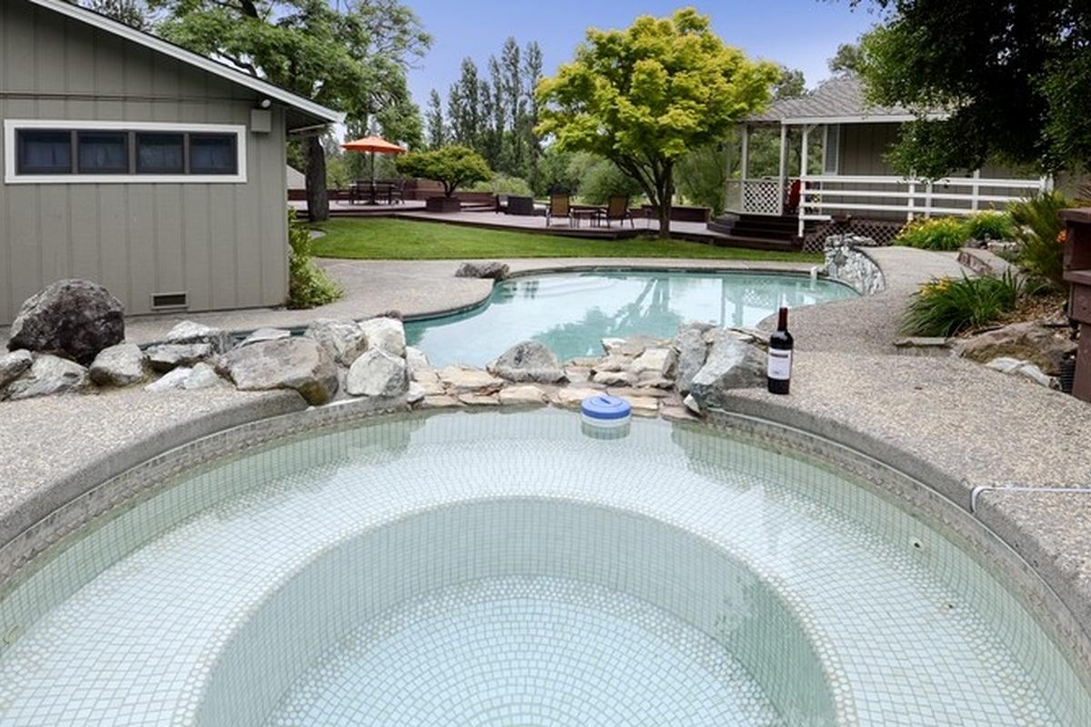 Honeymoon Cabins With Hot Tubs Sacramento